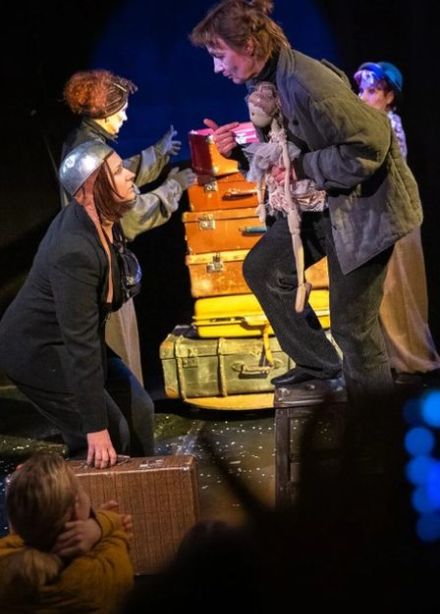 Хлам: История падения наверх